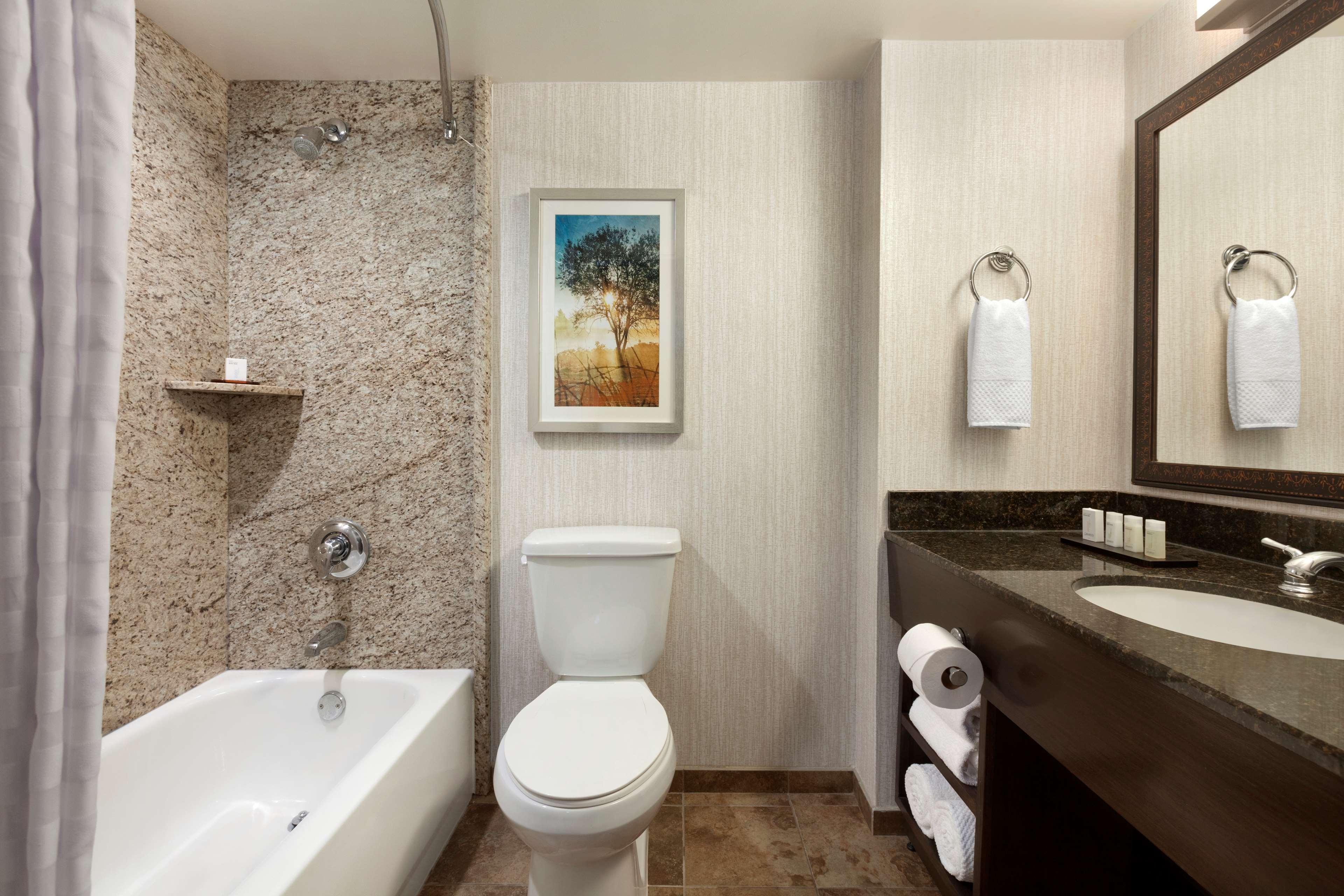 Embassy Suites By Hilton Brea - North Orange County Extérieur photo