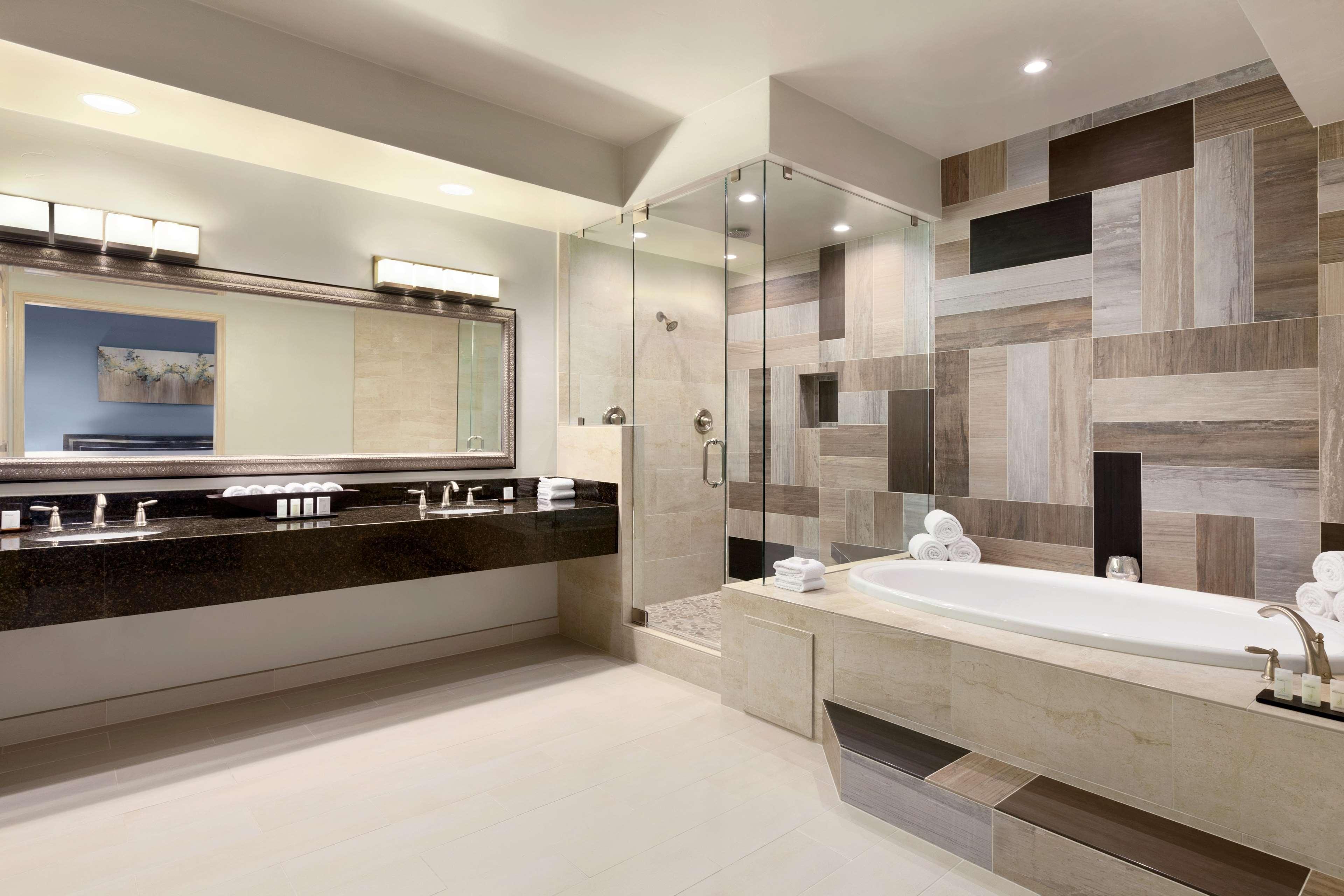 Embassy Suites By Hilton Brea - North Orange County Extérieur photo