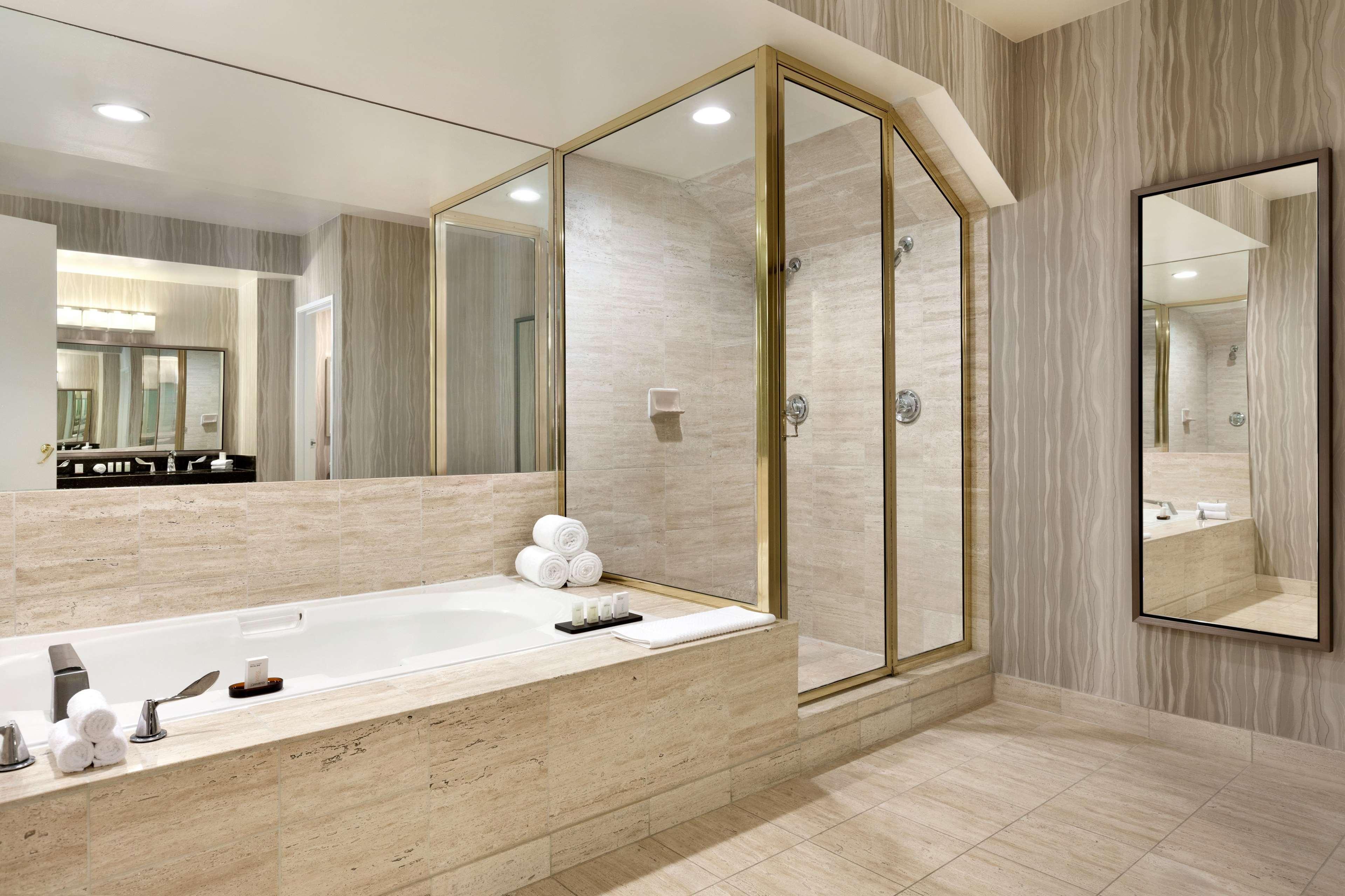 Embassy Suites By Hilton Brea - North Orange County Extérieur photo