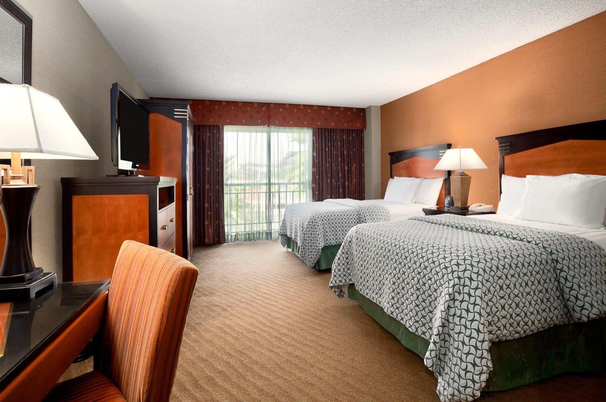 Embassy Suites By Hilton Brea - North Orange County Extérieur photo